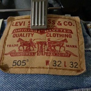 Levi’s 505 fit men’s 32x32